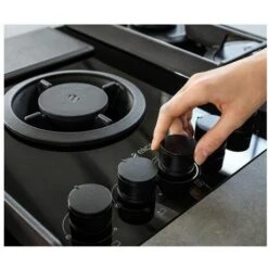 Elica NIKOLATESLA FLAME BL/A/83 Piano Cottura Aspirante A Gas Con Cappa Integrata 4 Fuochi + 1 Ausiliario Vetro Nero + Ghisa PRF0147740 9 Elica NIKOLATESLA FLAME BL/A/83 Piano Cottura Aspirante A Gas Con Cappa Integrata 4 Fuochi + 1 Ausiliario Vetro Nero + Ghisa PRF0147740 -Negozio Di Elettrodomestici 50249421 3