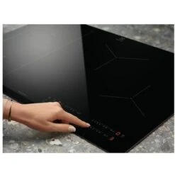 Electrolux EIS82449C Serie 700 SenseBoil Piano Cottura A Induzione 4 Zone Infinite Connessione Hob2Hood 80 Cm -Negozio Di Elettrodomestici 50457162 3
